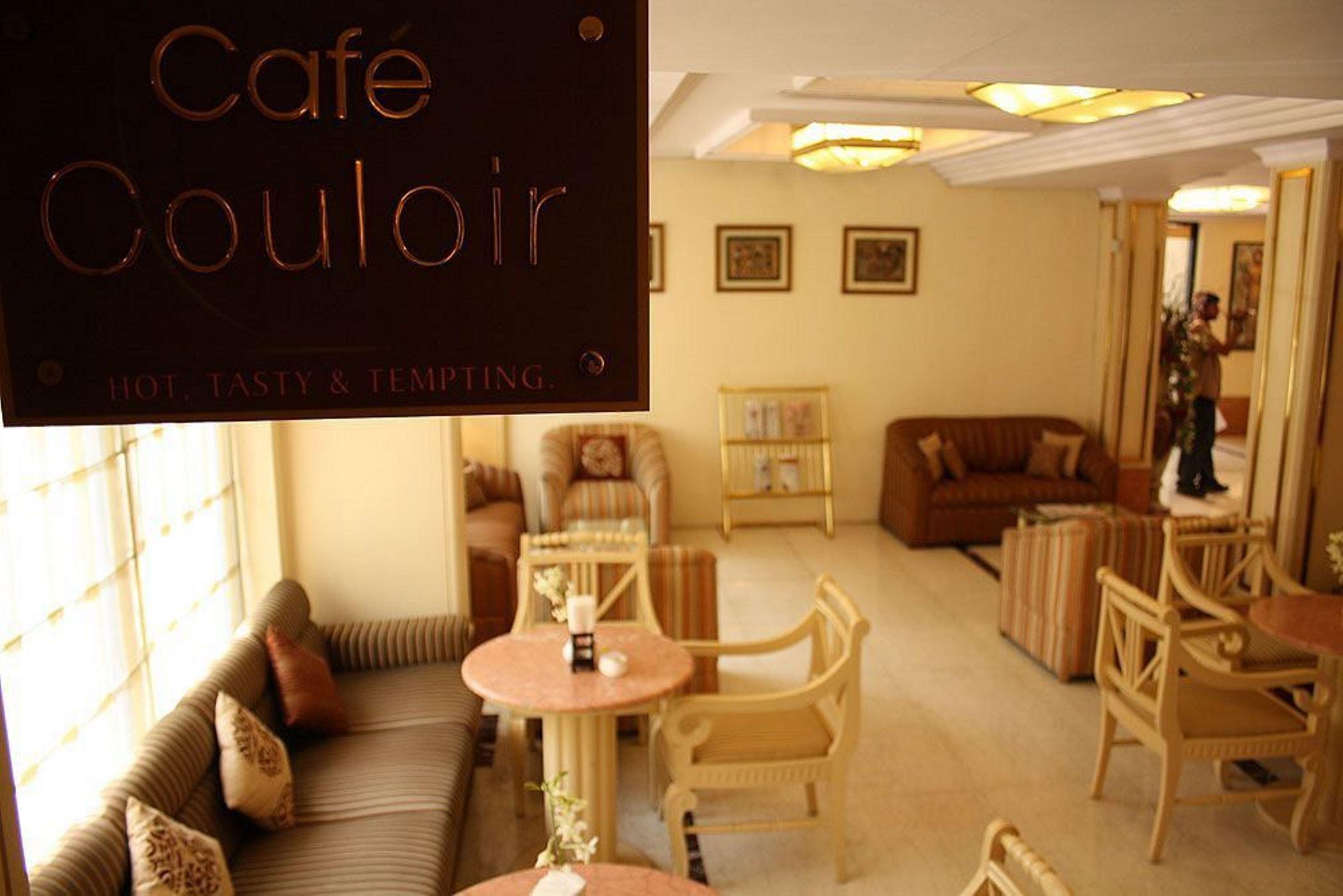 Hotel Bawa International Βομβάη Εστιατόριο φωτογραφία