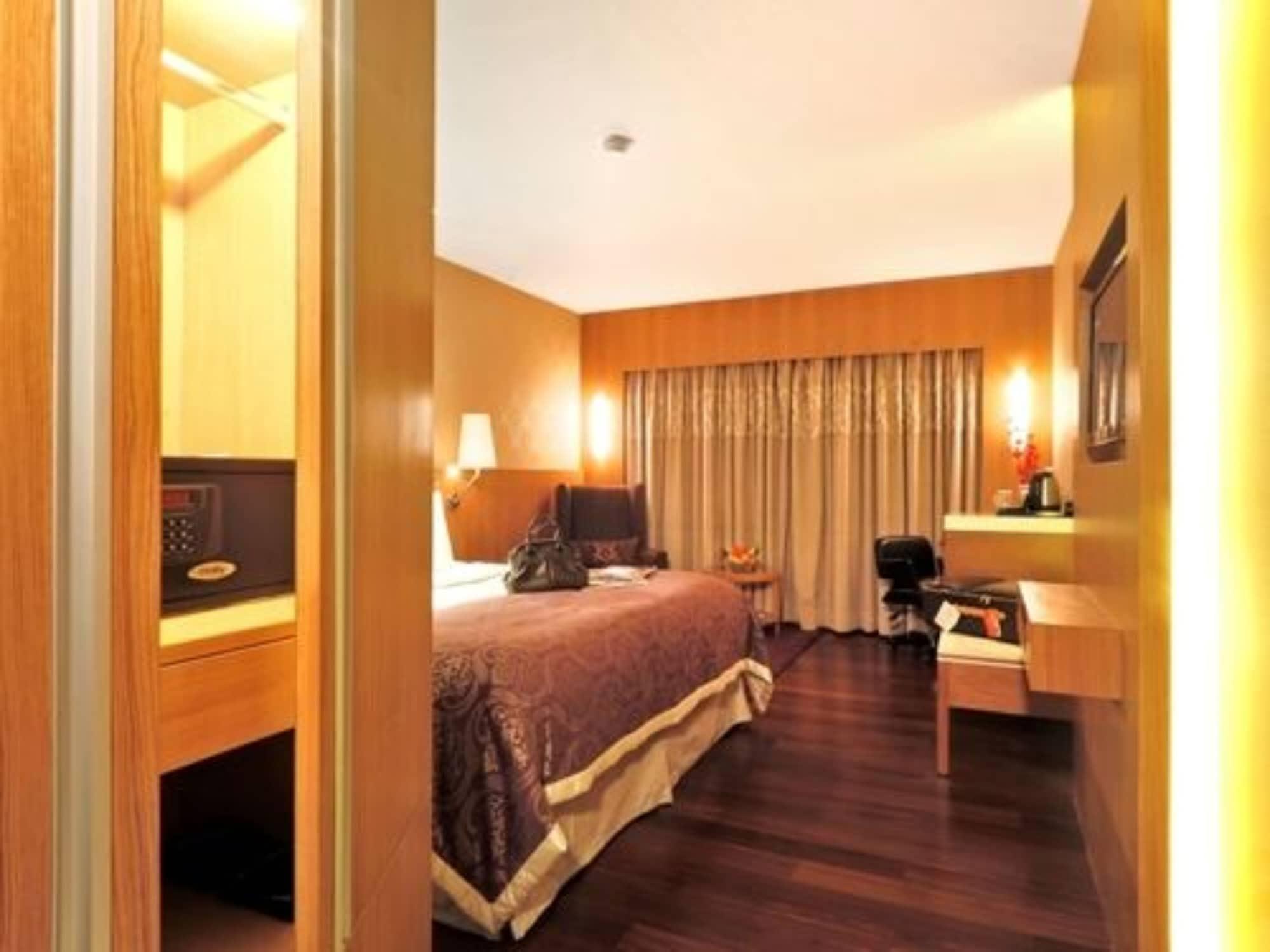 Hotel Bawa International Βομβάη Εξωτερικό φωτογραφία