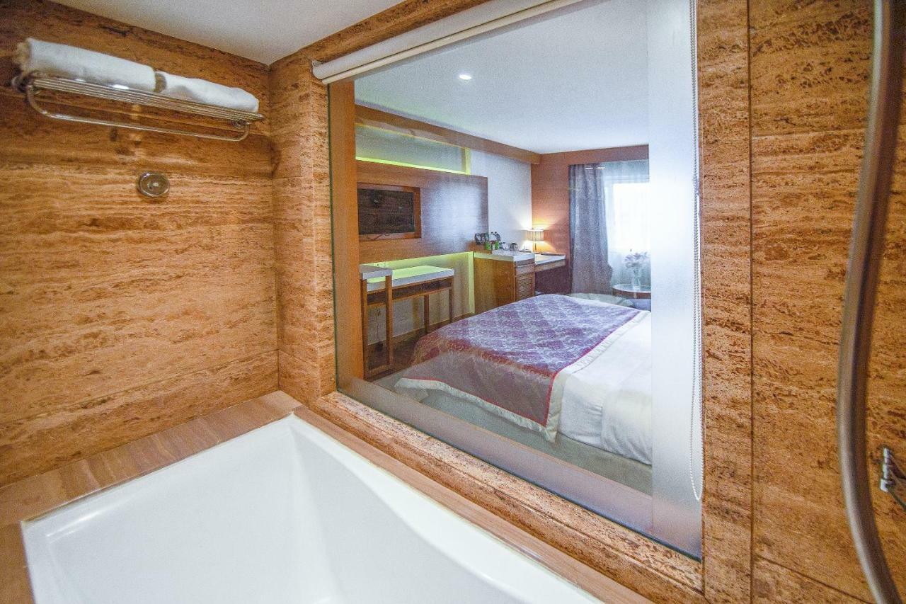 Hotel Bawa International Βομβάη Εξωτερικό φωτογραφία