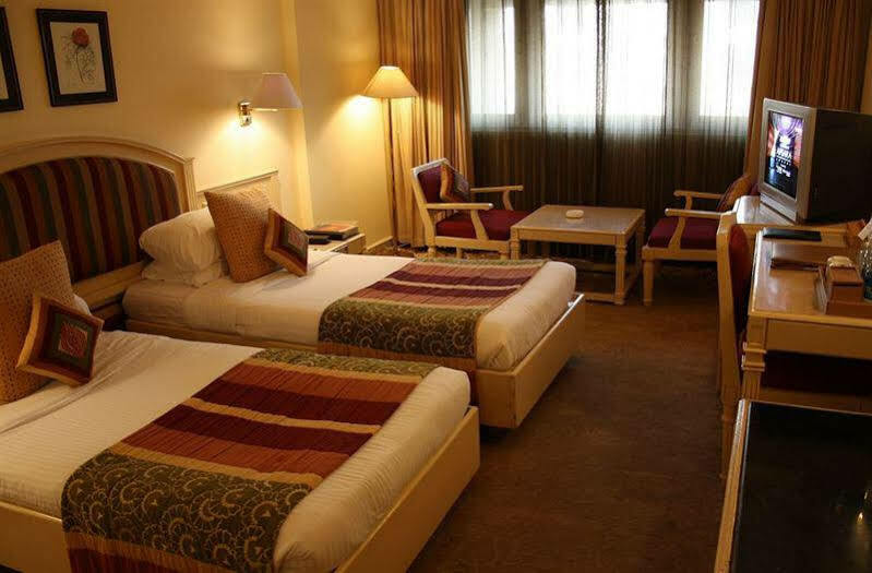 Hotel Bawa International Βομβάη Εξωτερικό φωτογραφία